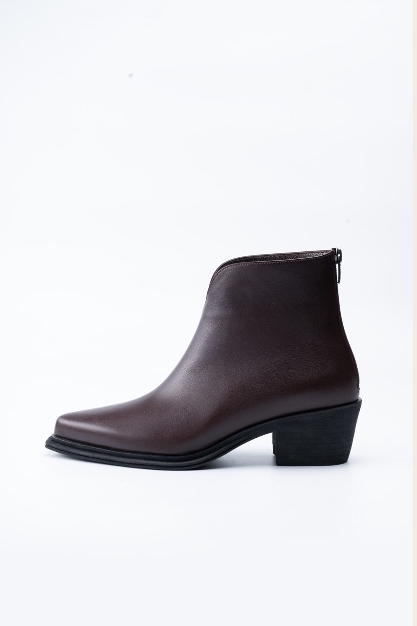 نیم بوت آوات ژاوا image