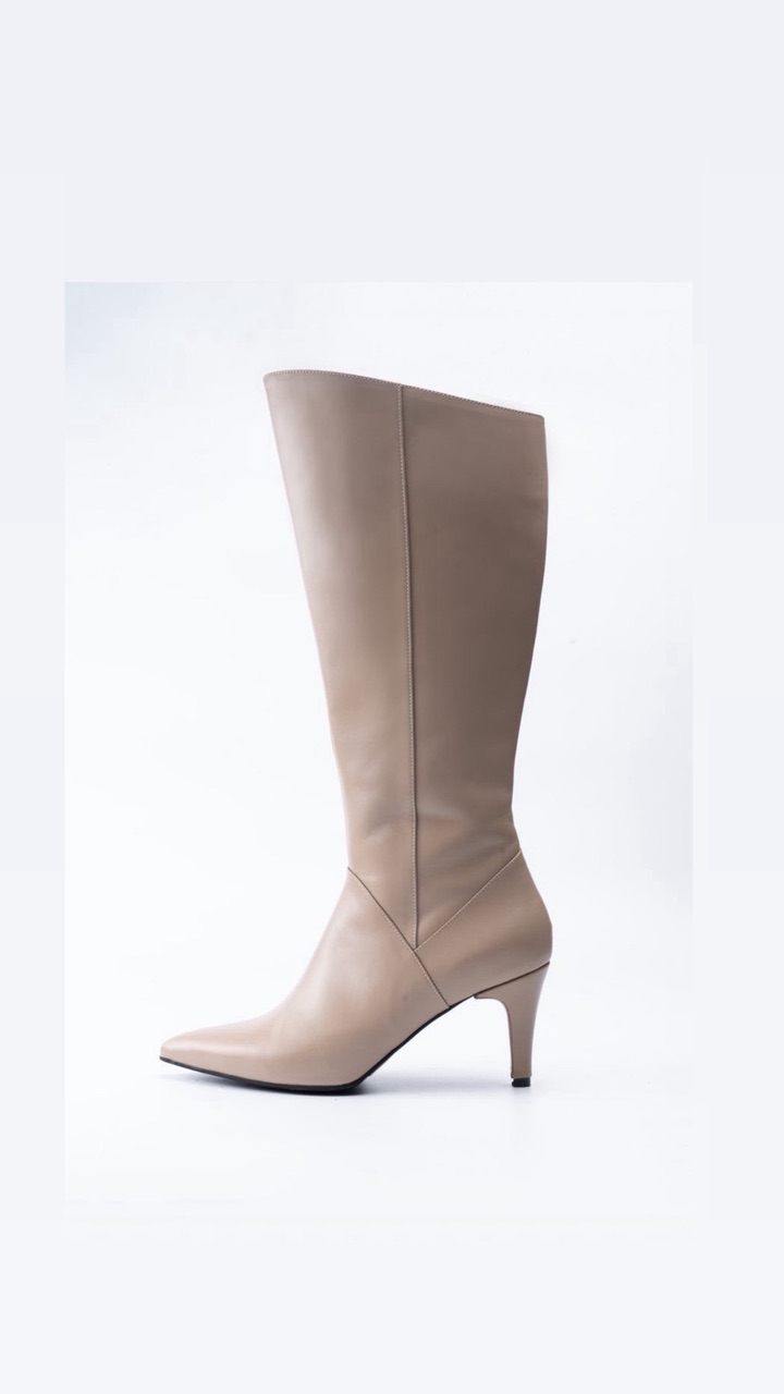 بوت بلند آندیا ژاوا image